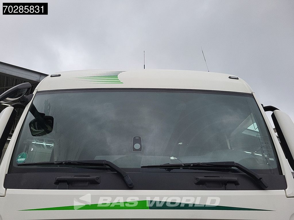 MAN TGX 18.460 4X2 XLX Mega Retarder 2xTanks ACC Euro 6