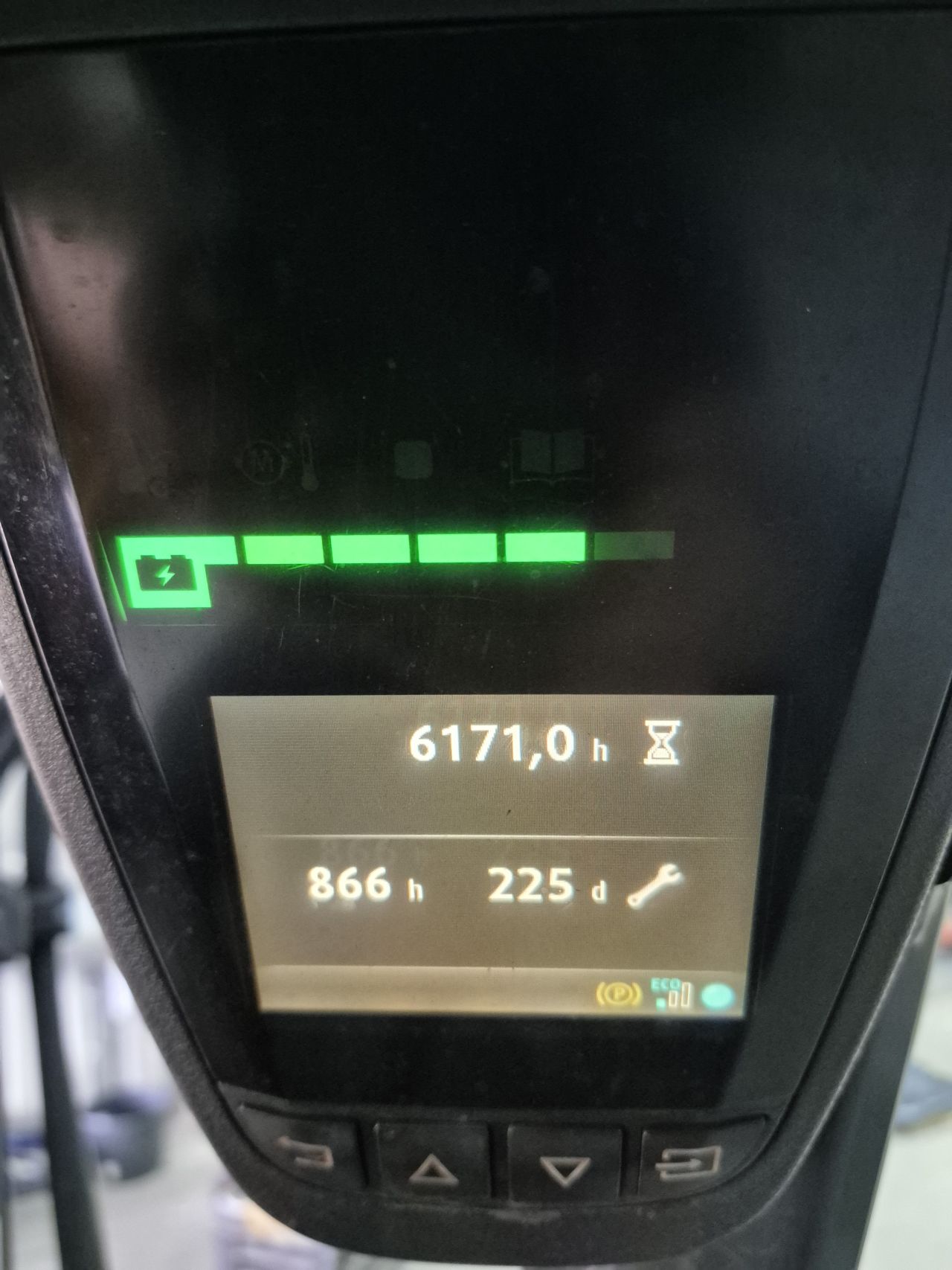Linde E18L-02 triplex sideshift vorkversteller bj 2019