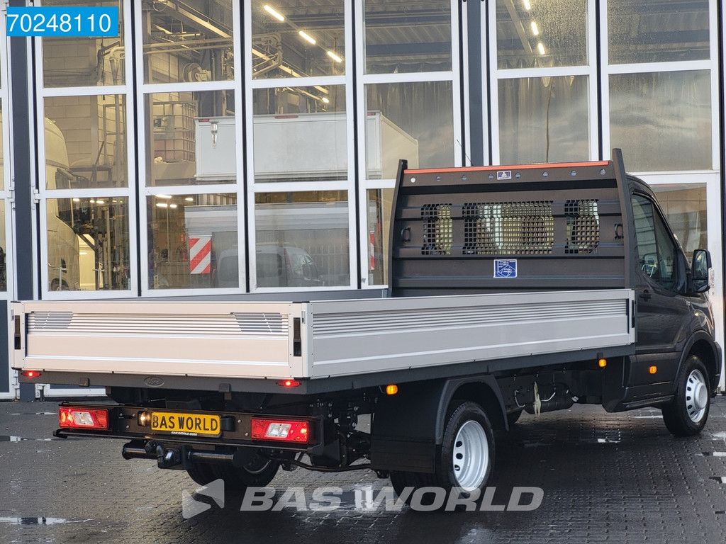 Ford Transit 165pk Open laadbak Dubbellucht Pritsche Trekhaak Airco Cruise Camera A/C Towbar Cruise control