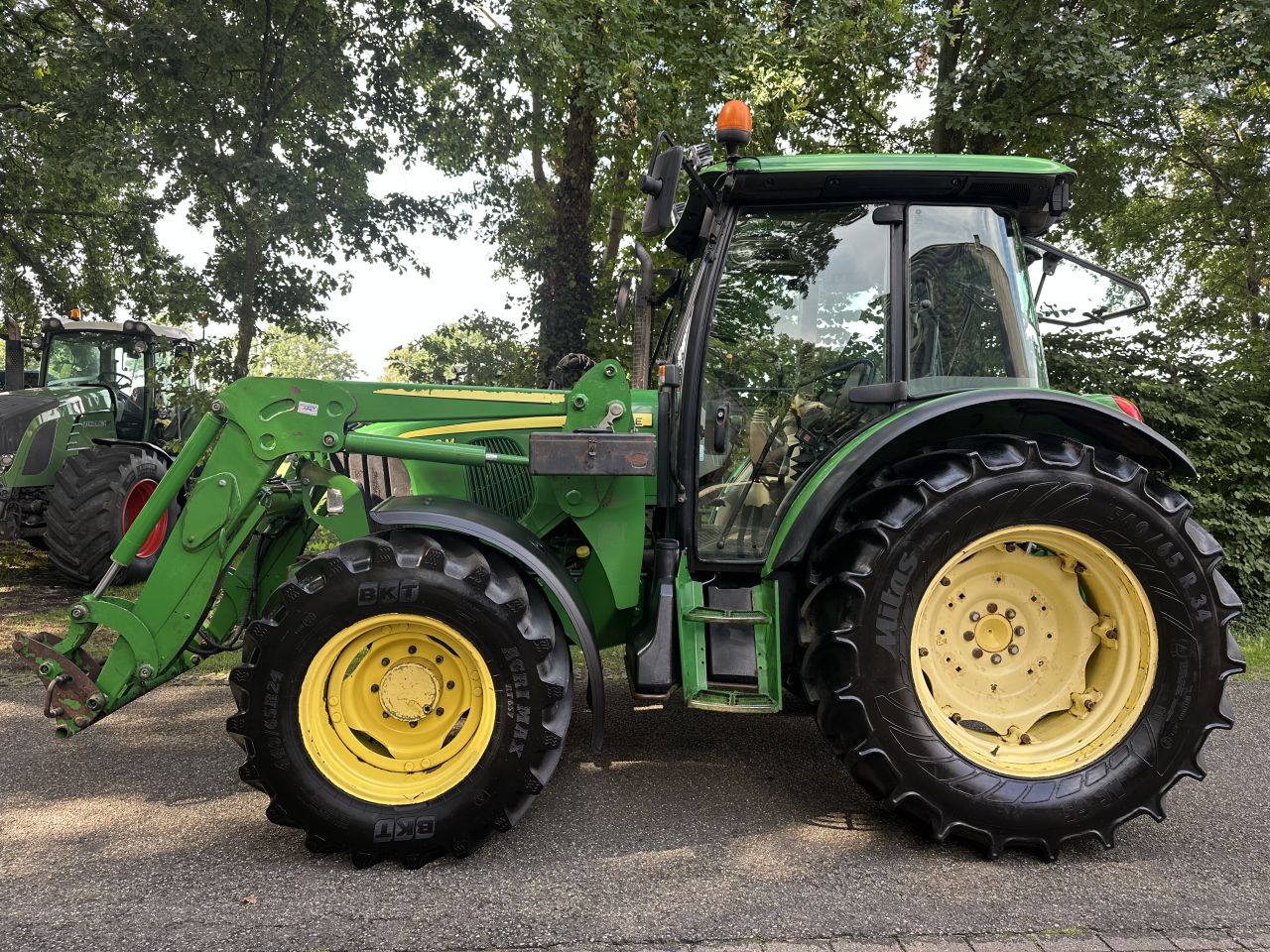 John Deere 5080M met voorlader