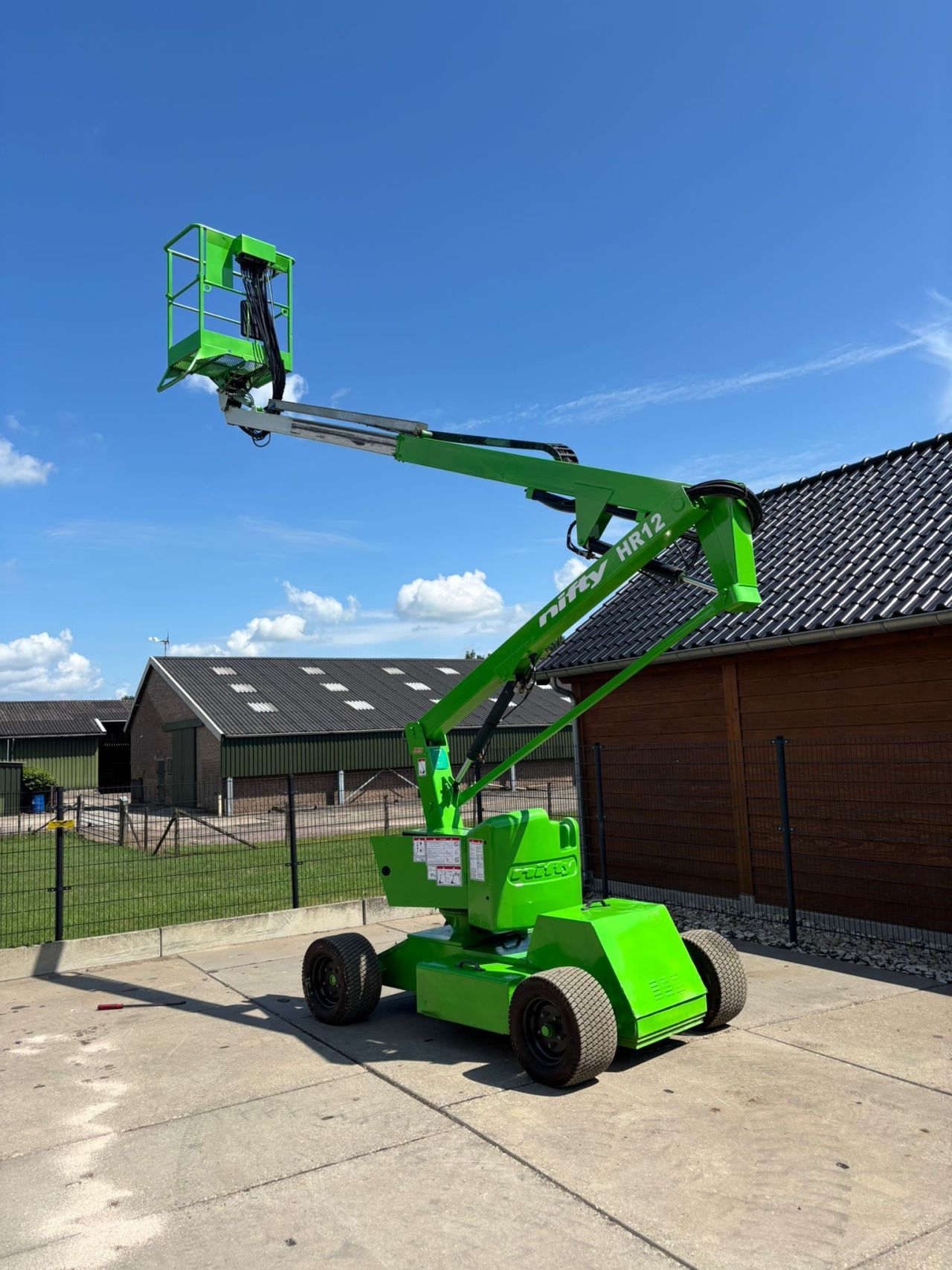 Niftylift Nifty HR 12 knik telescoop hoogwerker