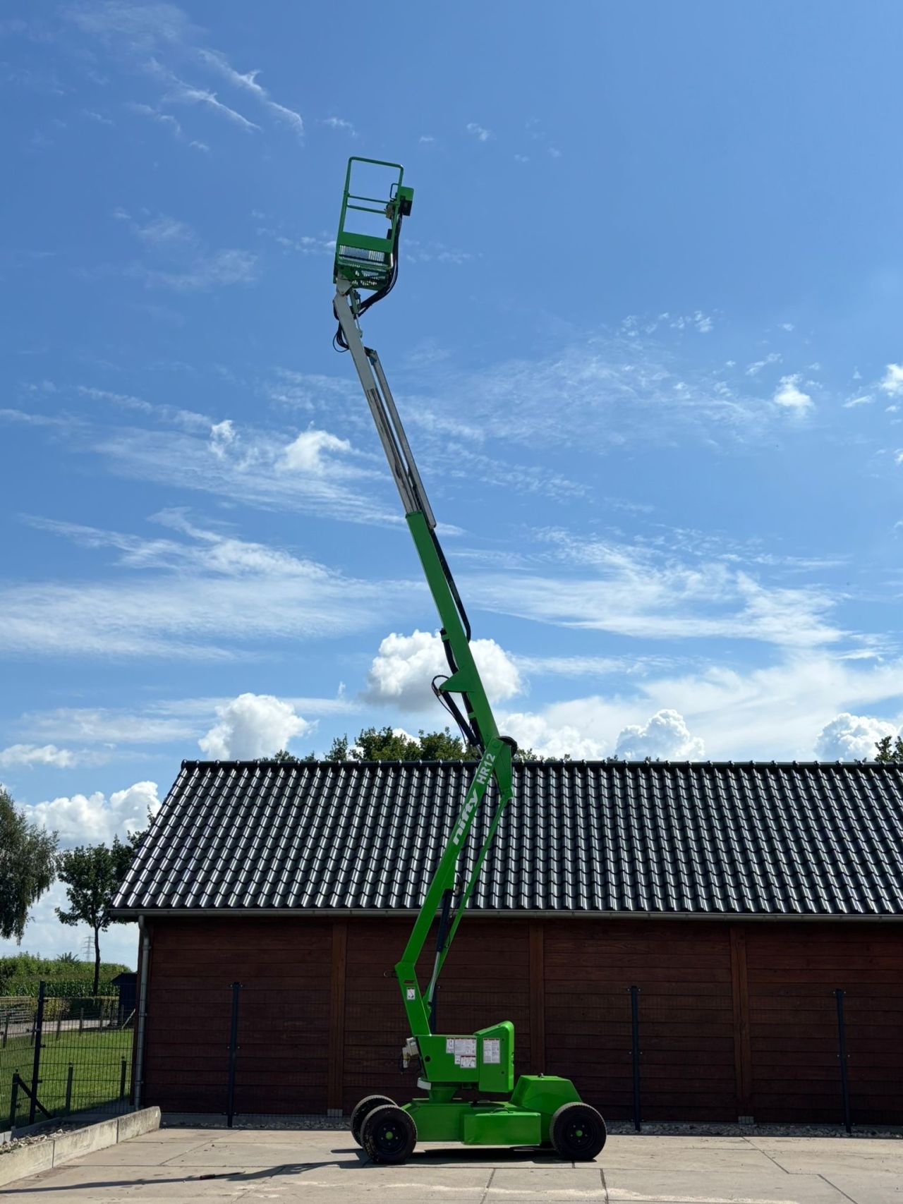 Niftylift Nifty HR 12 knik telescoop hoogwerker