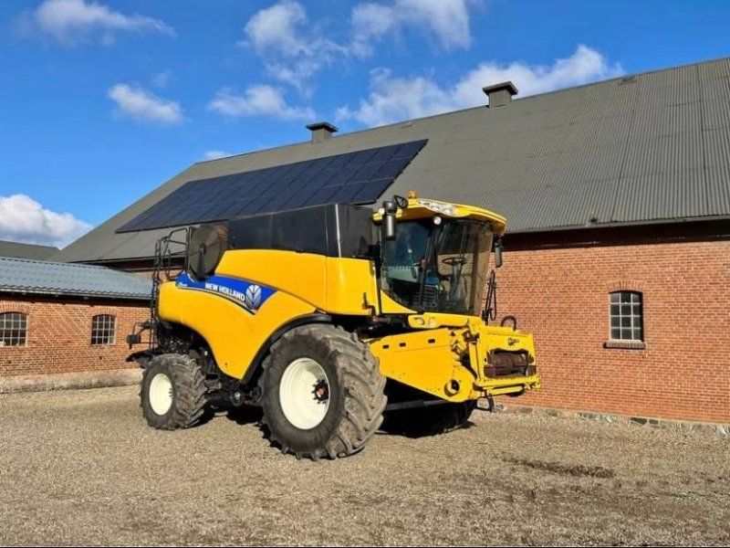 New Holland CR 9080