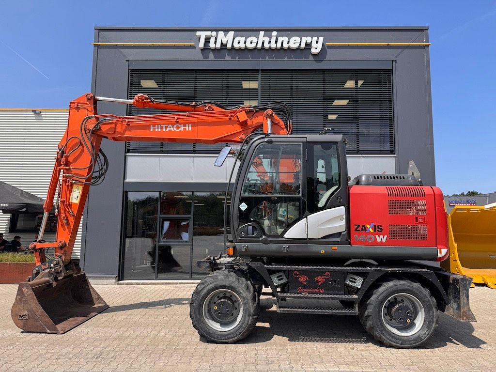 Hitachi 140W