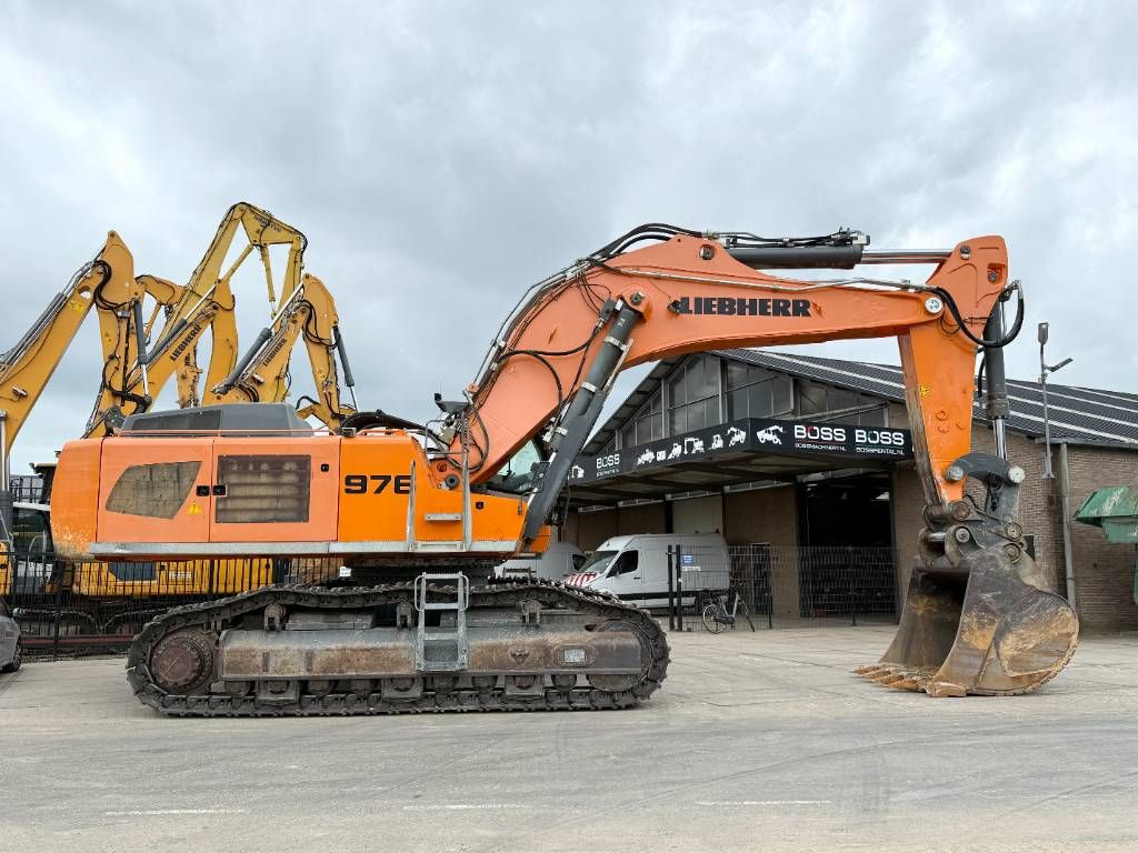 Liebherr R976LCV - 2 Buckets + Ripper Tooth / Quick Coupler