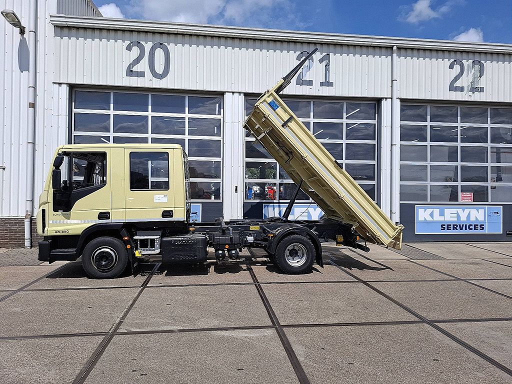 IVECO 80E22 EUROCARGO doka dubbelcabine