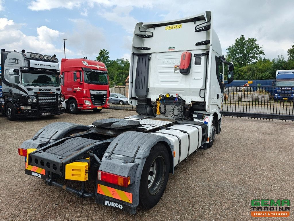 Iveco Stralis 420 Hi-Way 4x2 Euro 6A - Double tanks - Dutch truck - 09/2025 MOT