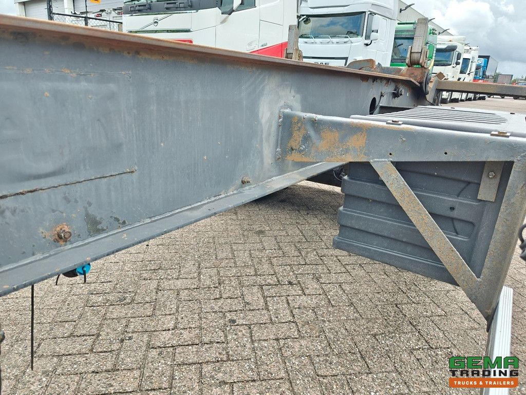 A.J.K. AEEL/10-20/19.5 2-Axle Giant - Container Trailer - Disc Brakes - Air Suspension - Locking System