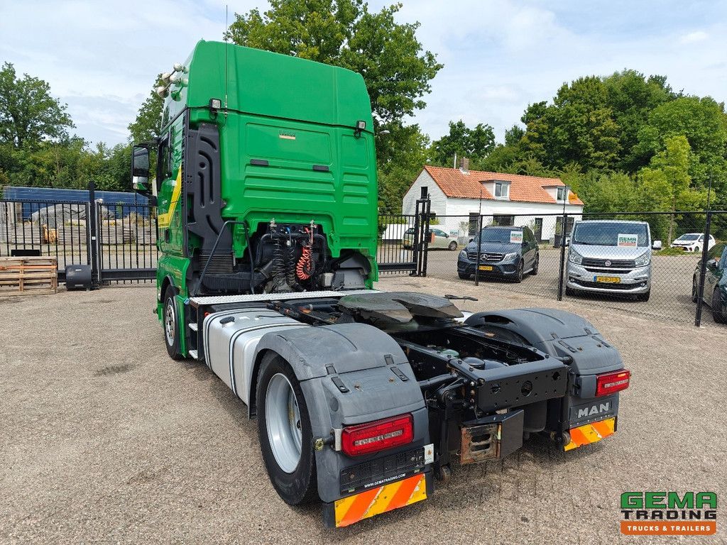 MAN TGX 18.460 4x2 XXL Euro6 - MEGA - Retarder - Dubbele Tanks - StandAirco - Navi