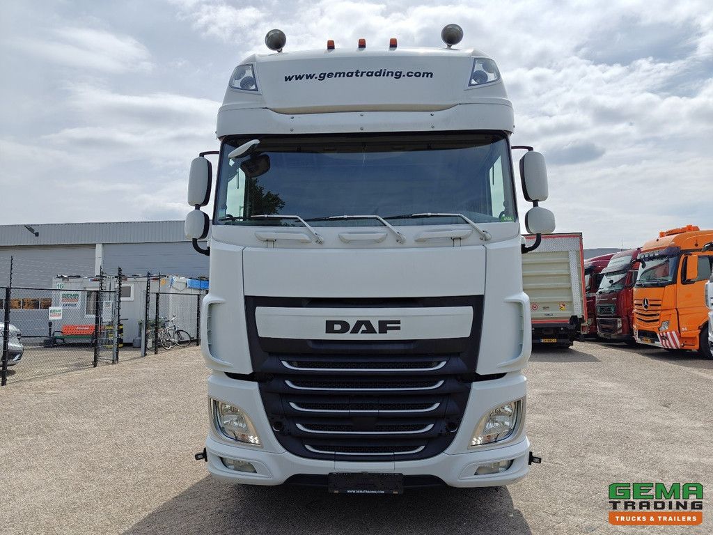 DAF XF 460 FT 4x2 SuperSpaceCab Euro6 - Retarder - Manual transmission - Double tanks - BelgiumTruck