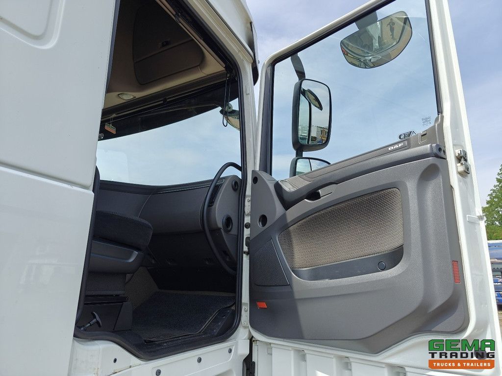 DAF XF 460 FT 4x2 SuperSpaceCab Euro6 - Retarder - Manual transmission - Double tanks - BelgiumTruck