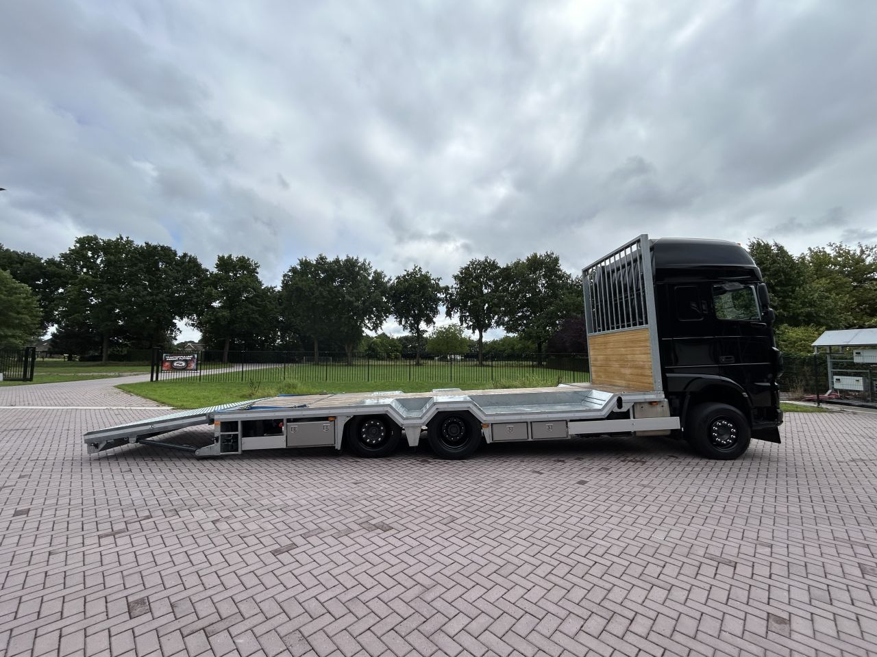 DAF XF 460 Machine transporter oprijwagen Euro 6