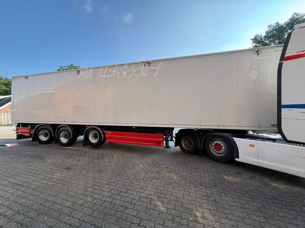 Bulthuis 90m3 Stuuras/Lenkachse Alcoa Liftas Cargo Floor 10MM APK 04/2026