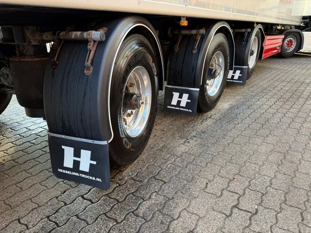 Bulthuis 90m3 Stuuras/Lenkachse Alcoa Liftas Cargo Floor 10MM APK 04/2026