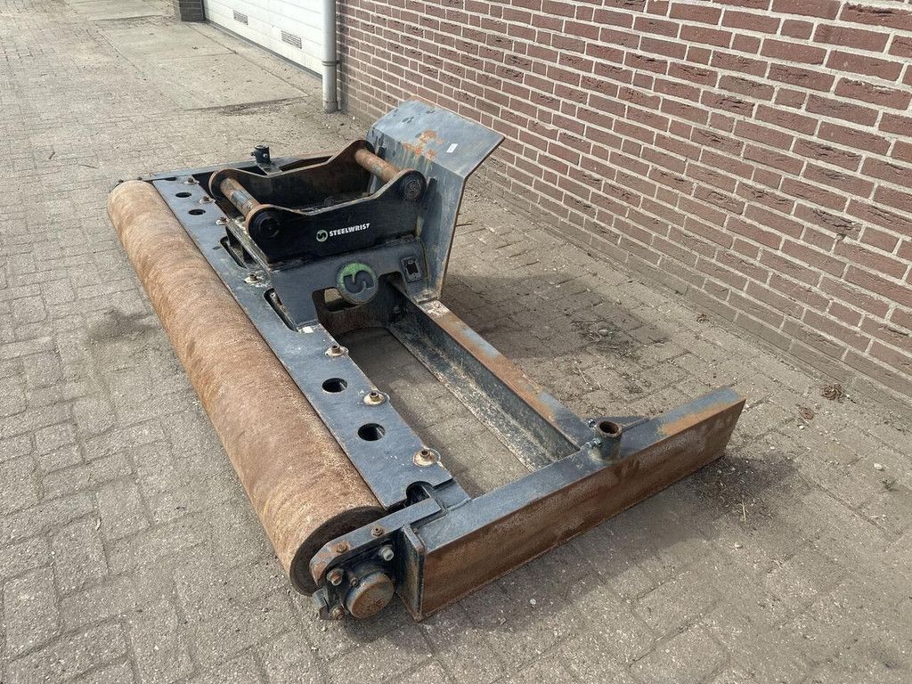 Steelwrist GR2500