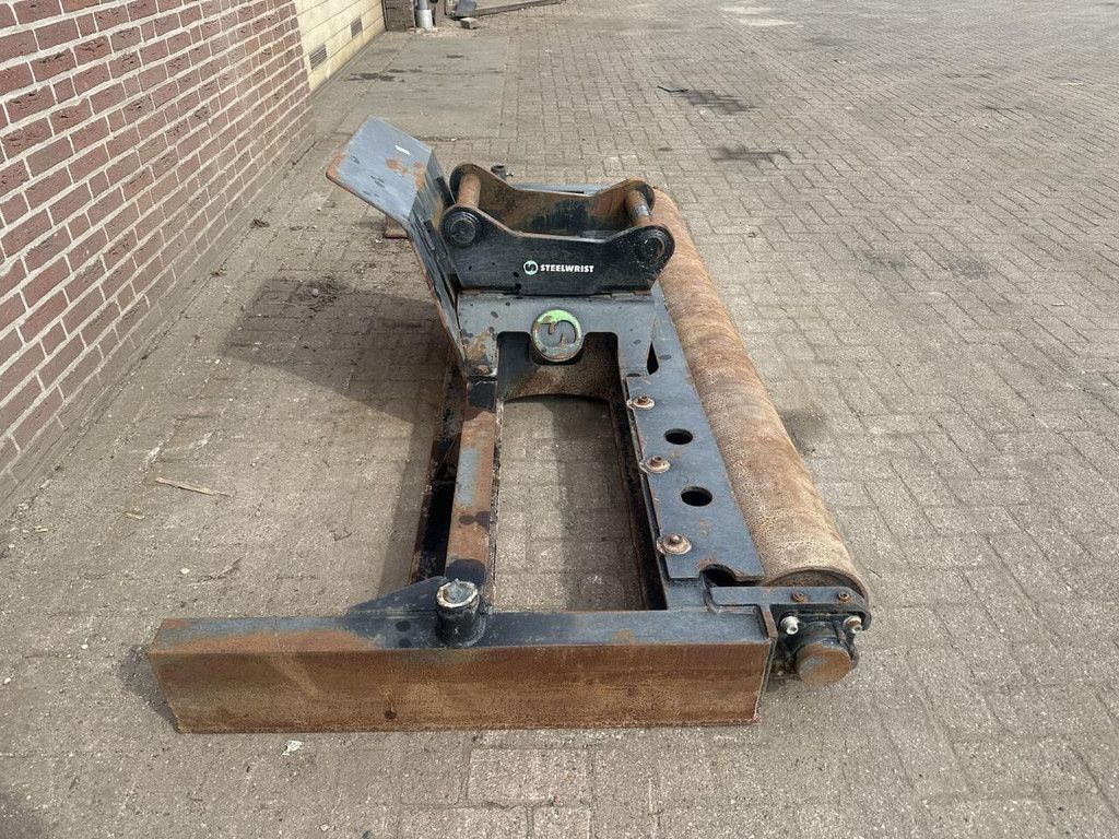 Steelwrist GR2500
