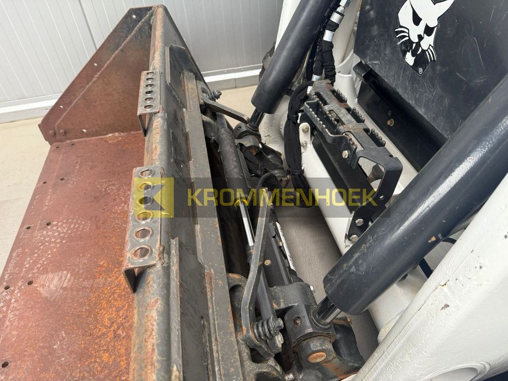 Bobcat T 76 High Flow | A/C KH9378