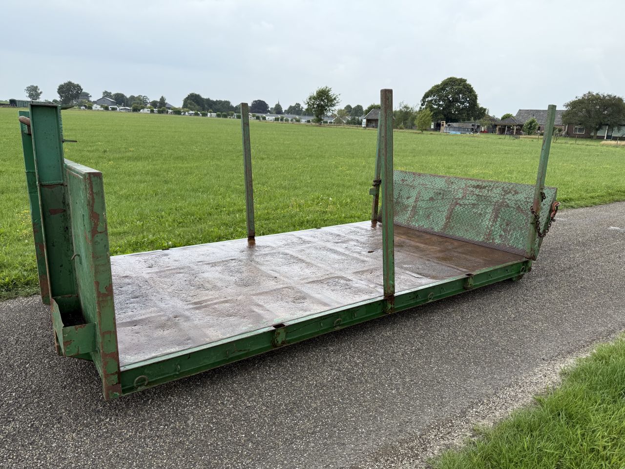 Haakarm container flatbed
