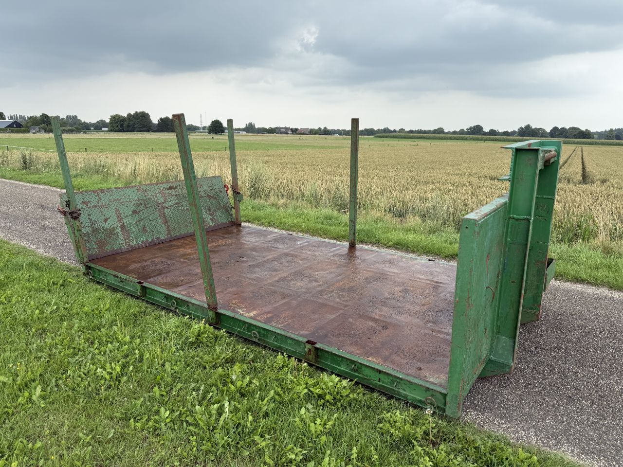 Haakarm container flatbed