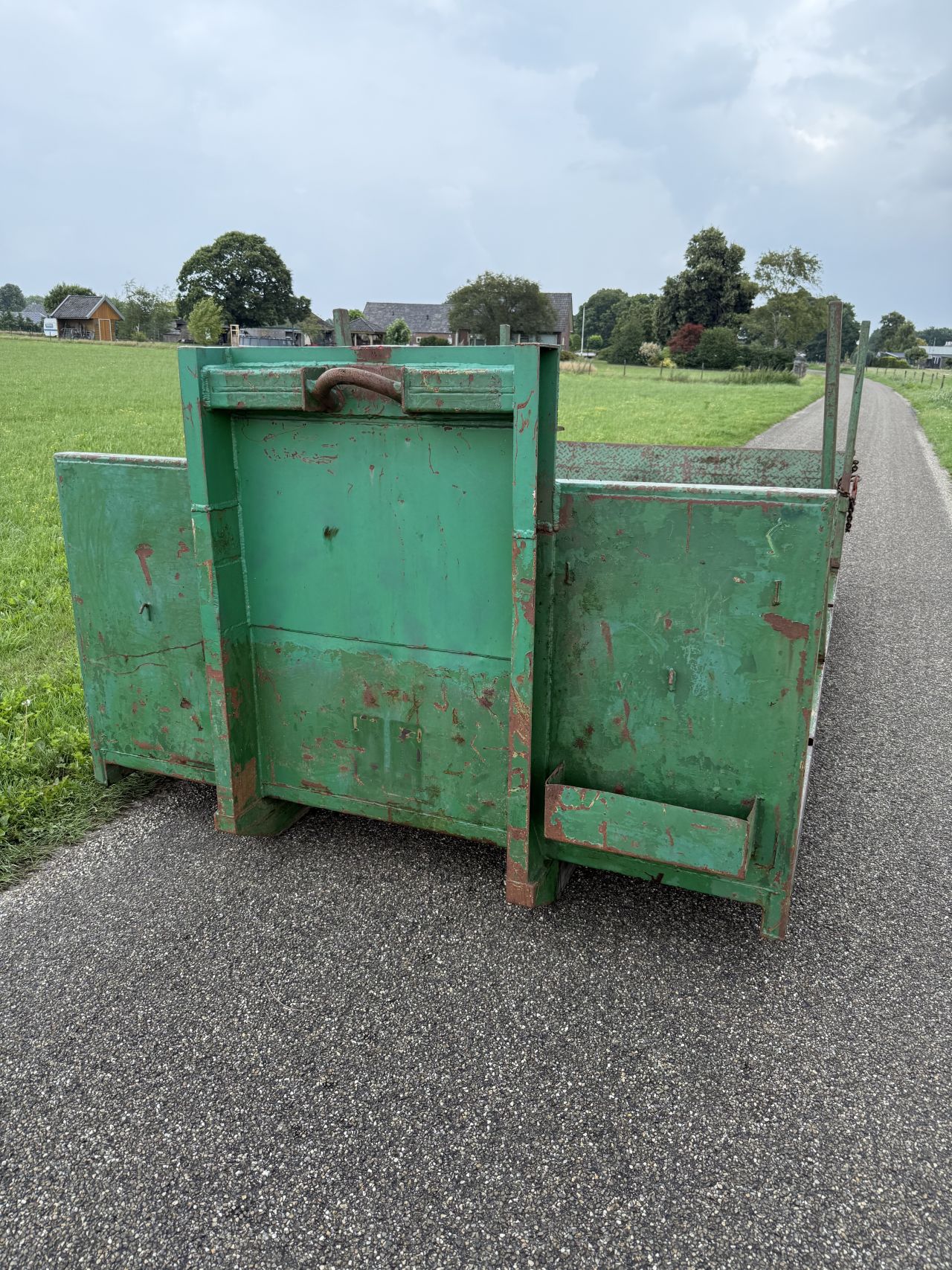 Haakarm container flatbed