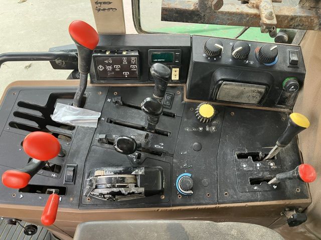 John deere 6800