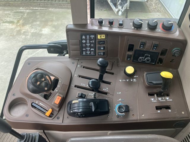 John deere 6320