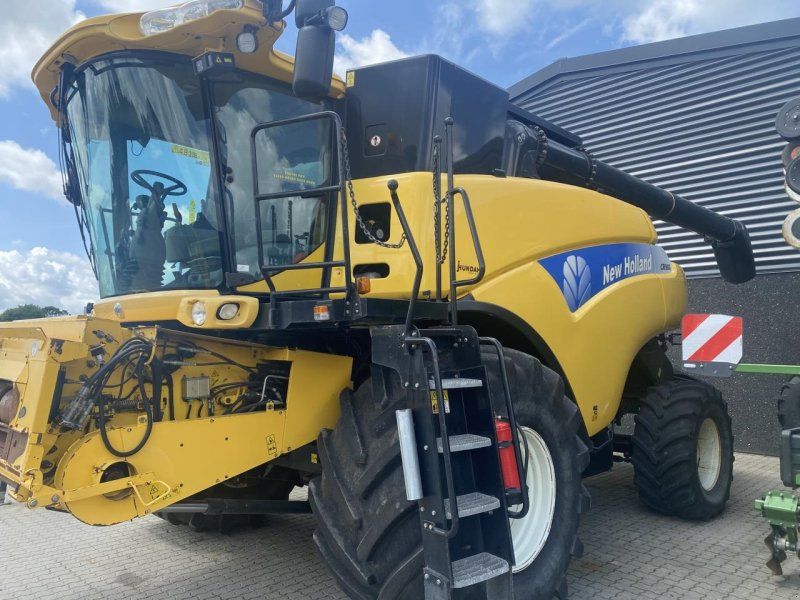 New Holland CR 980