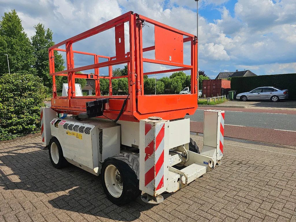 JLG Genie gs2668 ruwterein hoogwerker