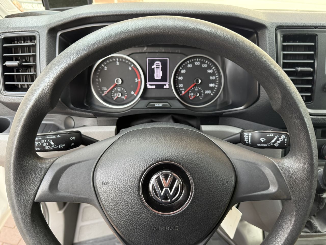 Volkswagen Crafter sortim serviceauto Victron 3000 watt trekhaak
