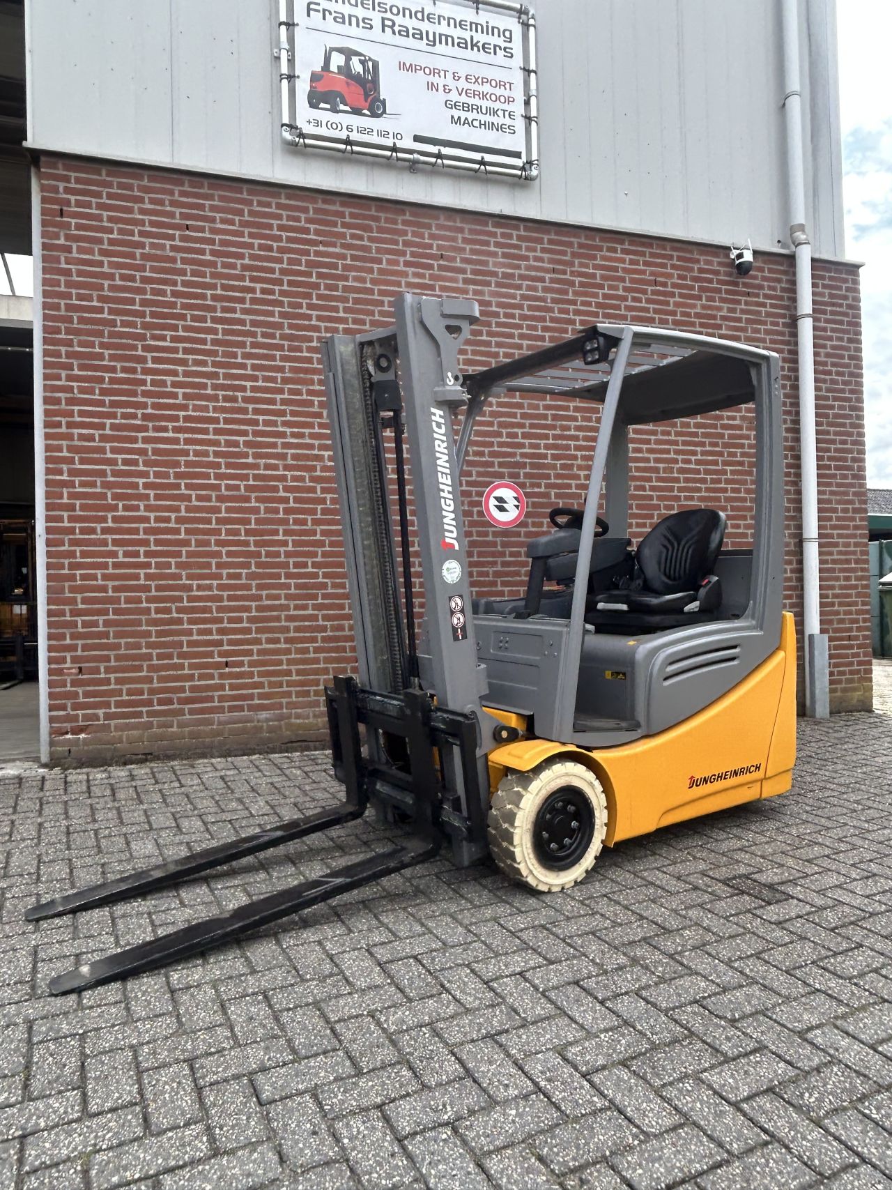 Jungheinrich efg216k