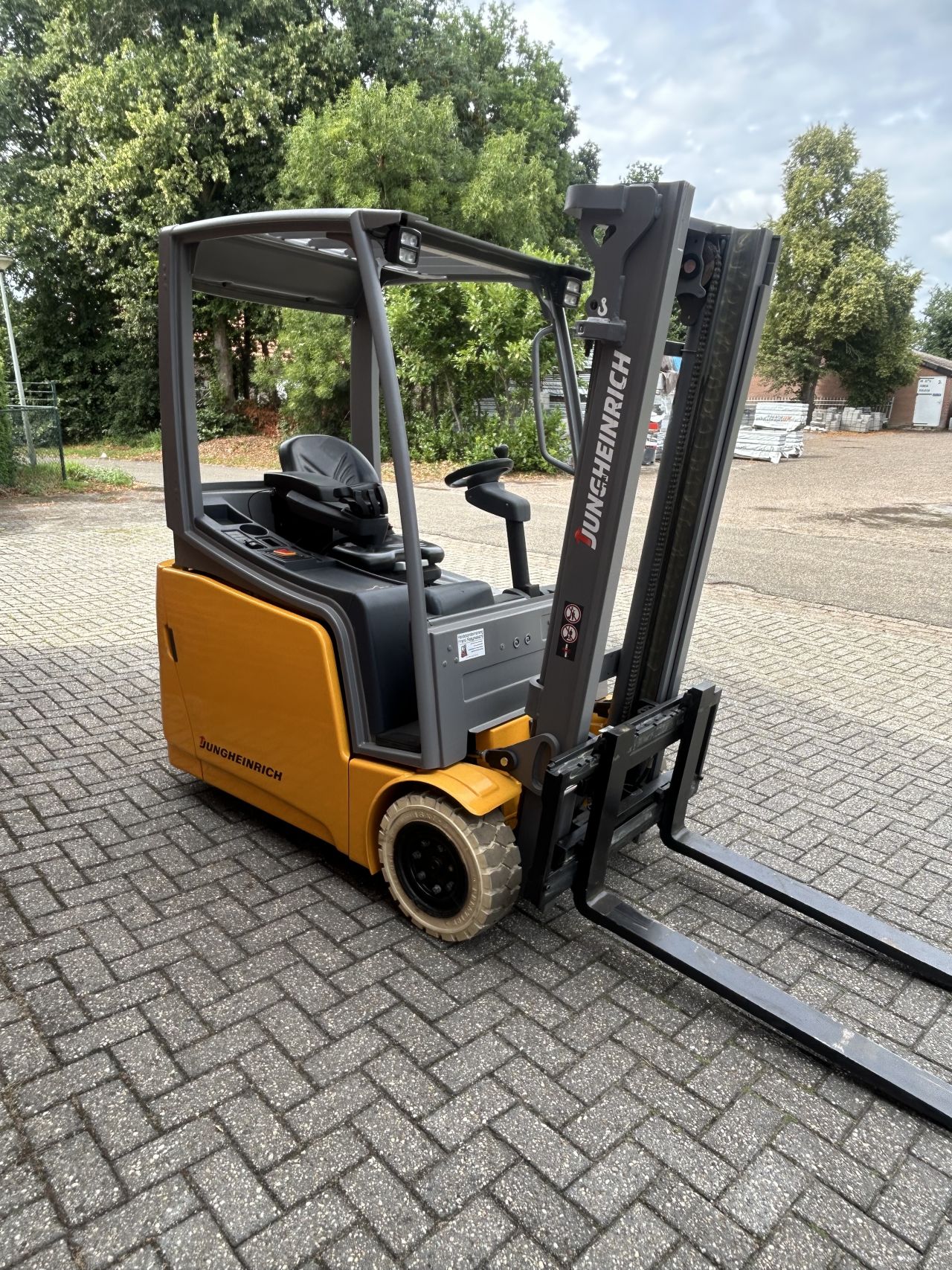 Jungheinrich efg216k