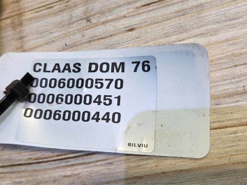 Claas Dominator 76