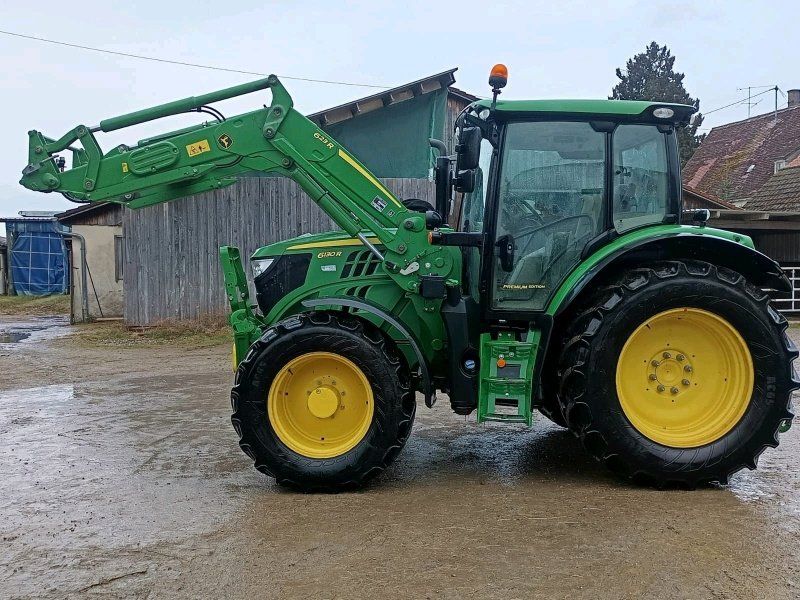 John Deere 6130R