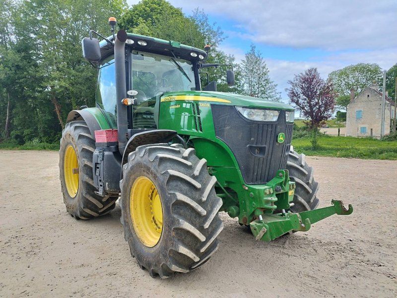 John Deere 7260R