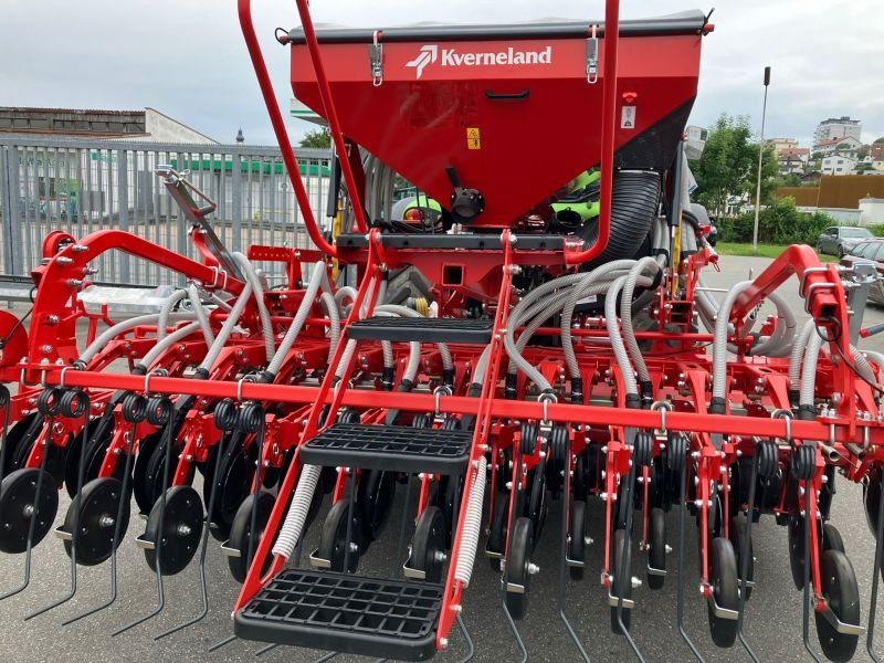 Kverneland SATERRA 1030 + H-SERIES
