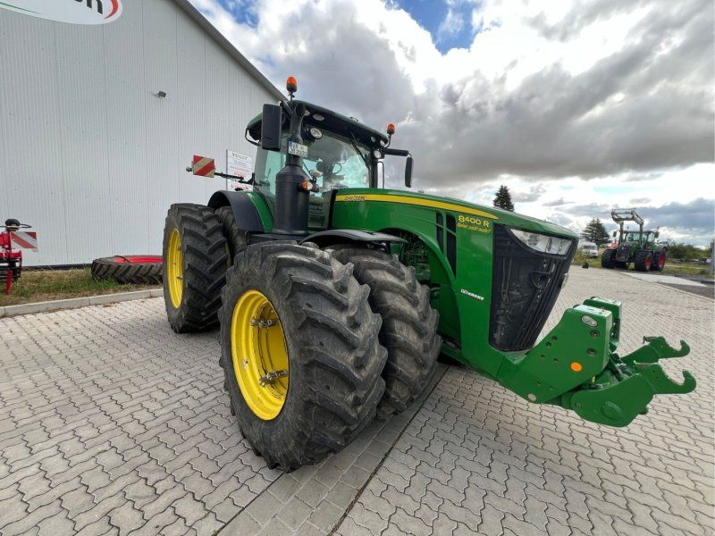 John Deere 8R 400