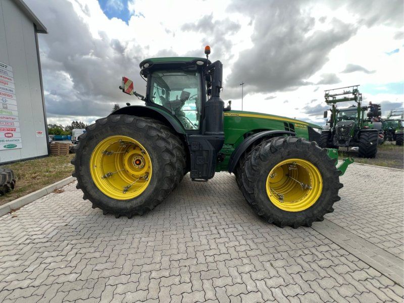 John Deere 8R 400