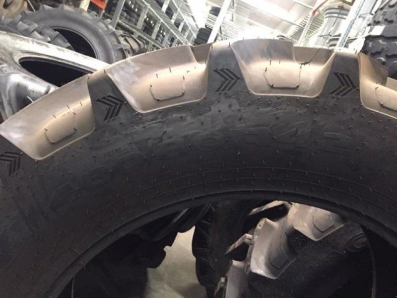 480/80R42     650/65R38  710/60R38