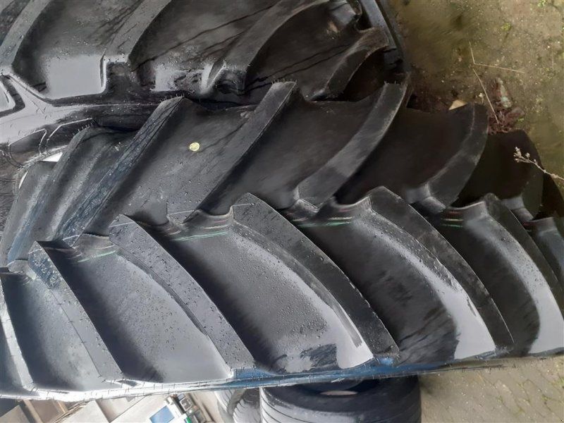 Mitas 650/65R42