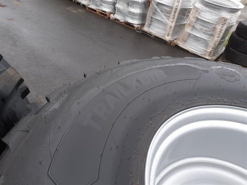 Michelin VF750/60R30.5 Trailxbib
