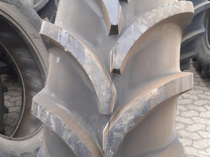 Vredestein 520/70R34 Traxion+