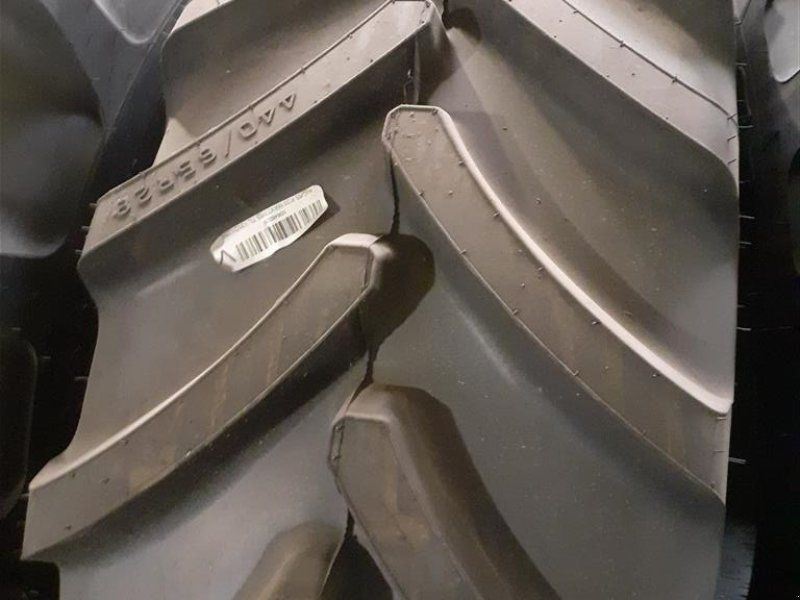 Firestone 440/65R28 Maxi Traction 65
