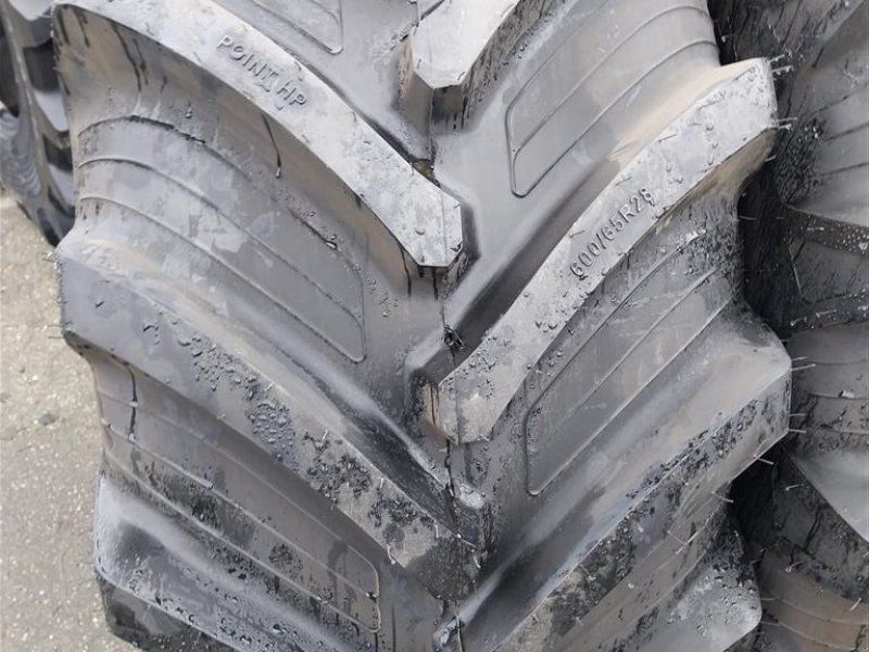 Taurus 600/65R28 Point HP