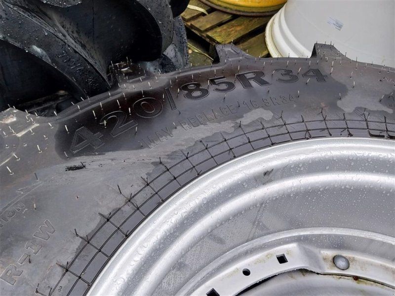 Alliance 420/85 R34 Komplet hjul Farmpro