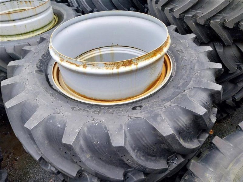 AP 540/65R30 Komplet Tvillinghjul med overgang til 28