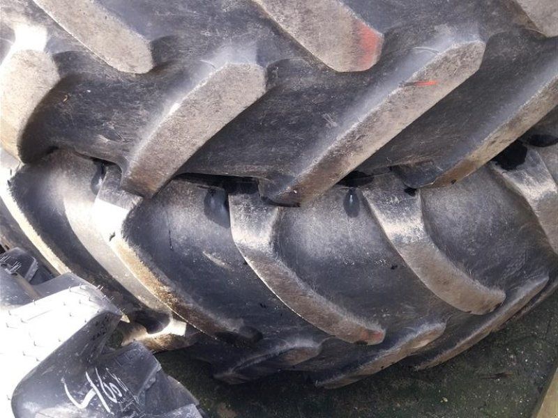 Michelin 650/65R42