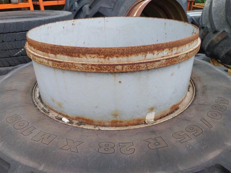 AP 480/65R28