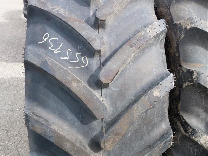 Continental 600/65 R28