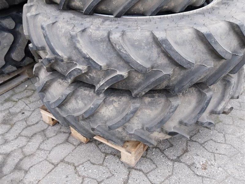 Firestone 340/85R38 280/85R28