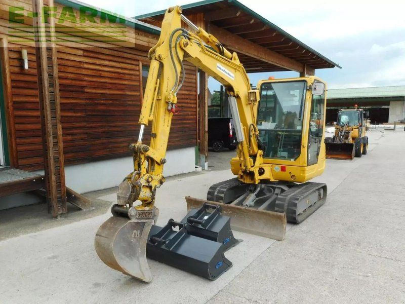 Takeuchi tb 235 ( 3.605kg ) powertilt + hydr. sw